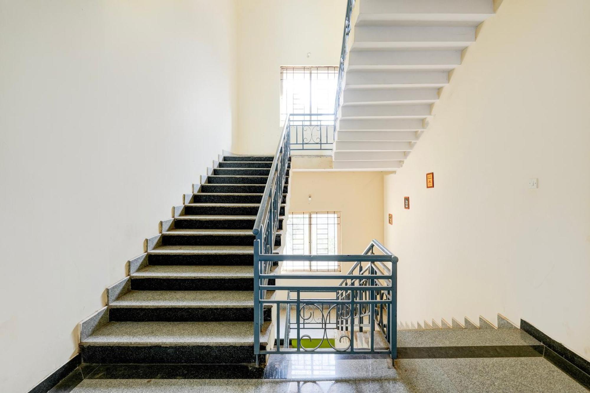 Super Hotel O Hennagara Rd Bommasandara Kammasandra Экстерьер фото